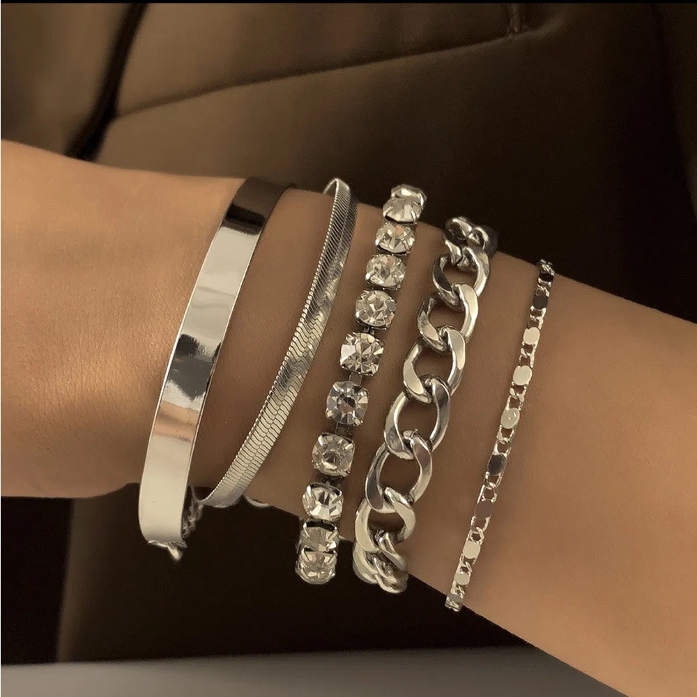 5 NEW CHAIN / CRYSTAL BRACELET SET - Picture 4 of 16